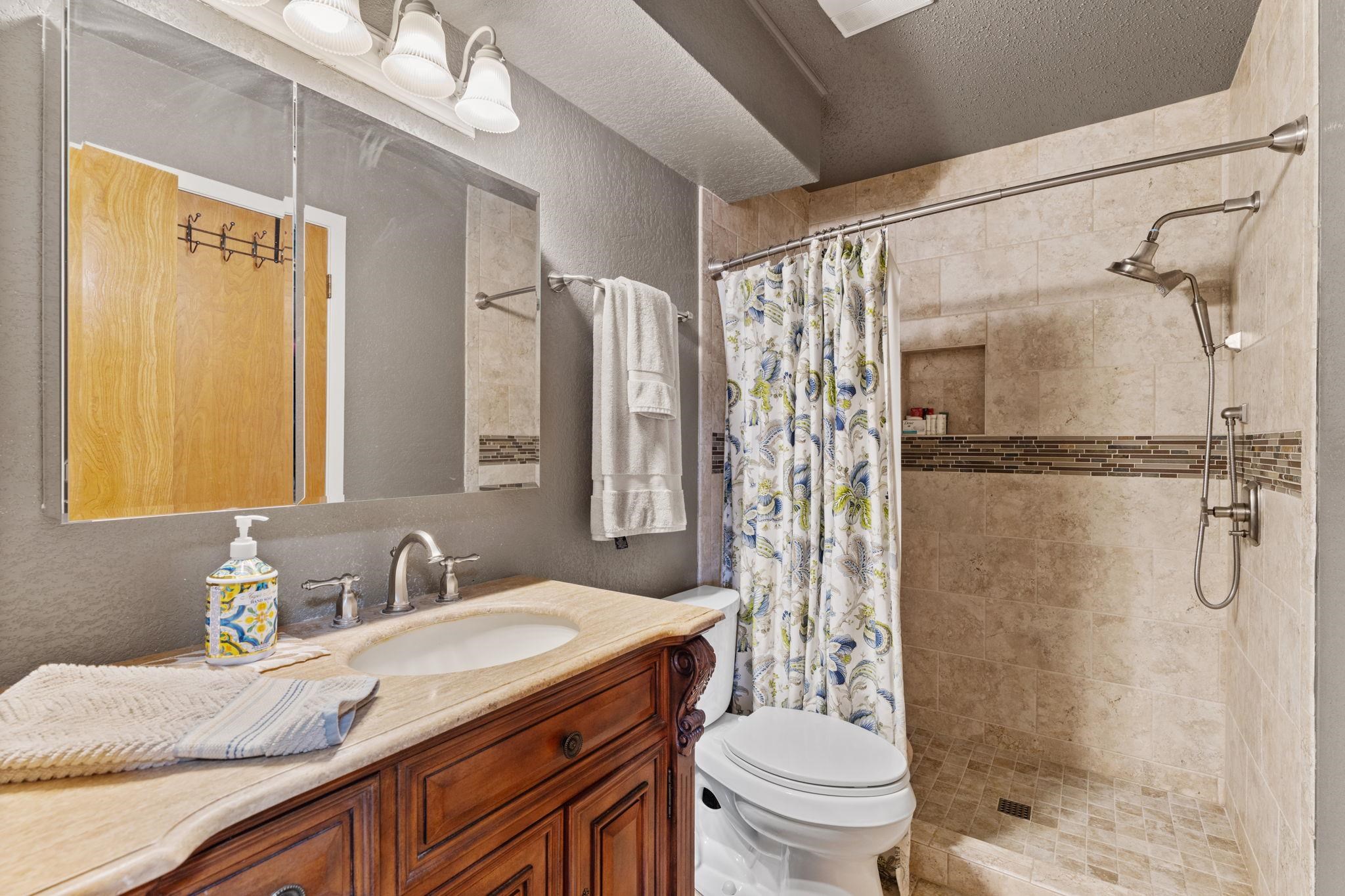 1402 County Road 135
