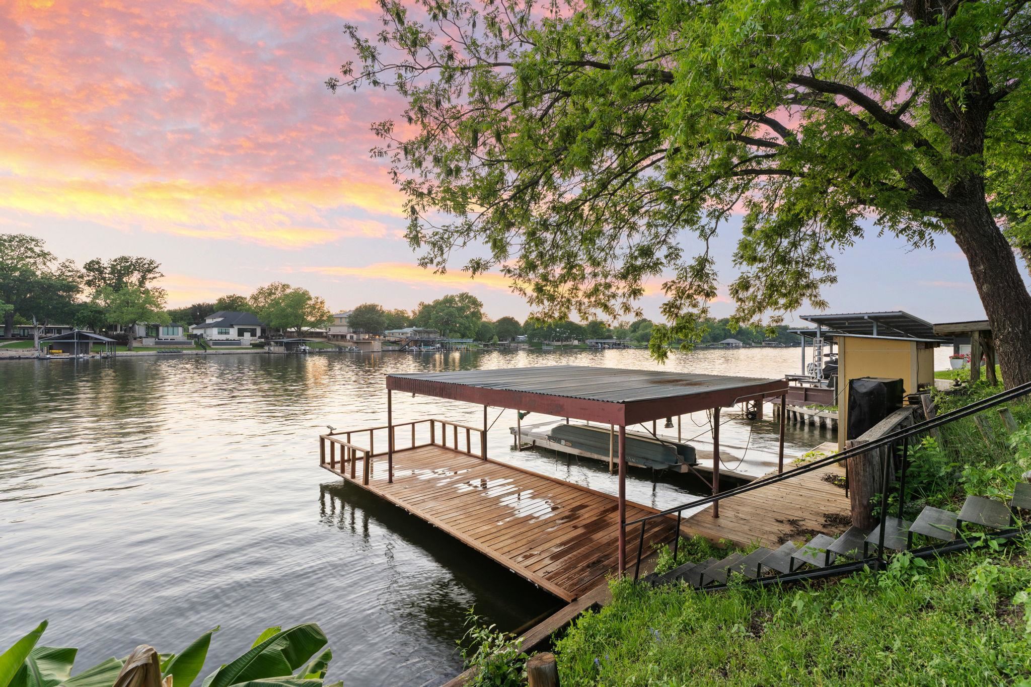 1402 County Road 135