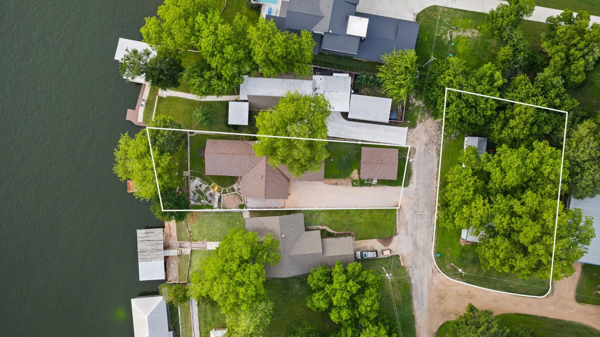 1402 County Road 135