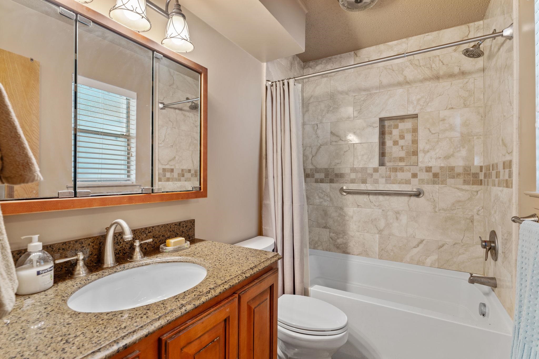 1402 County Road 135