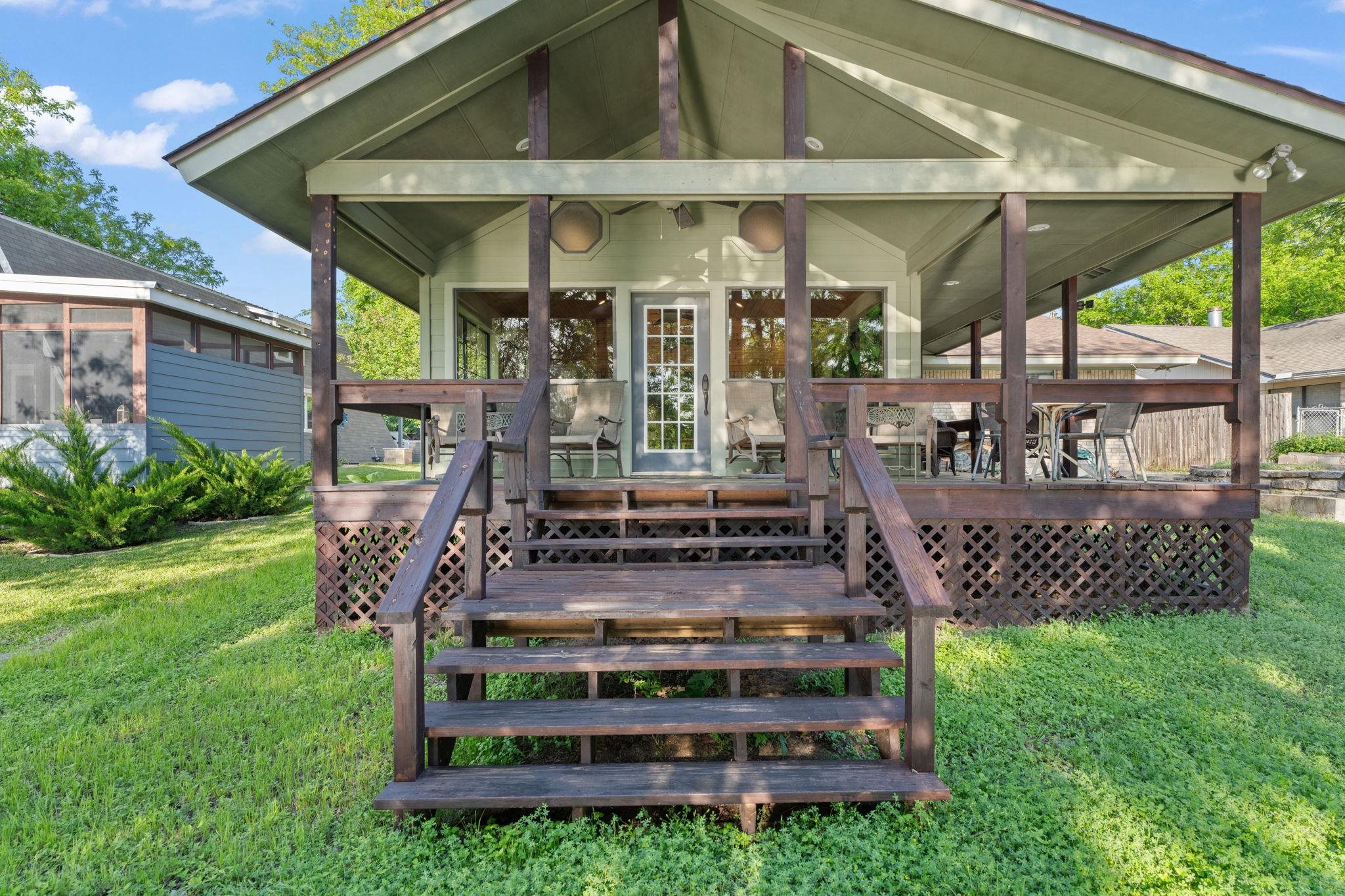 1402 County Road 135
