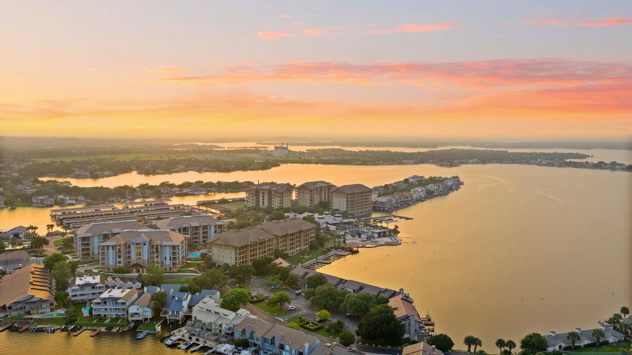 98 Island Dr