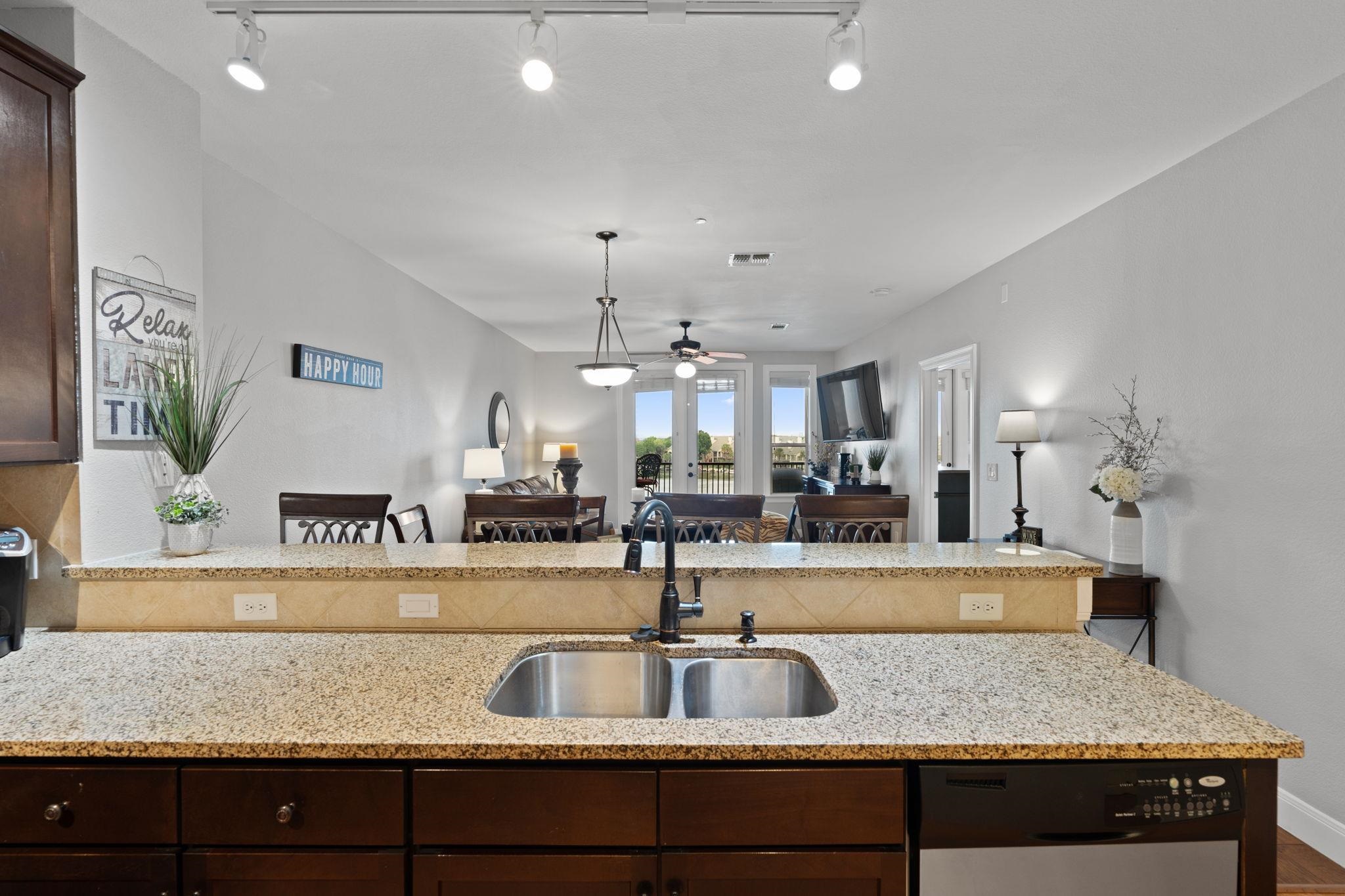 98 Island Dr