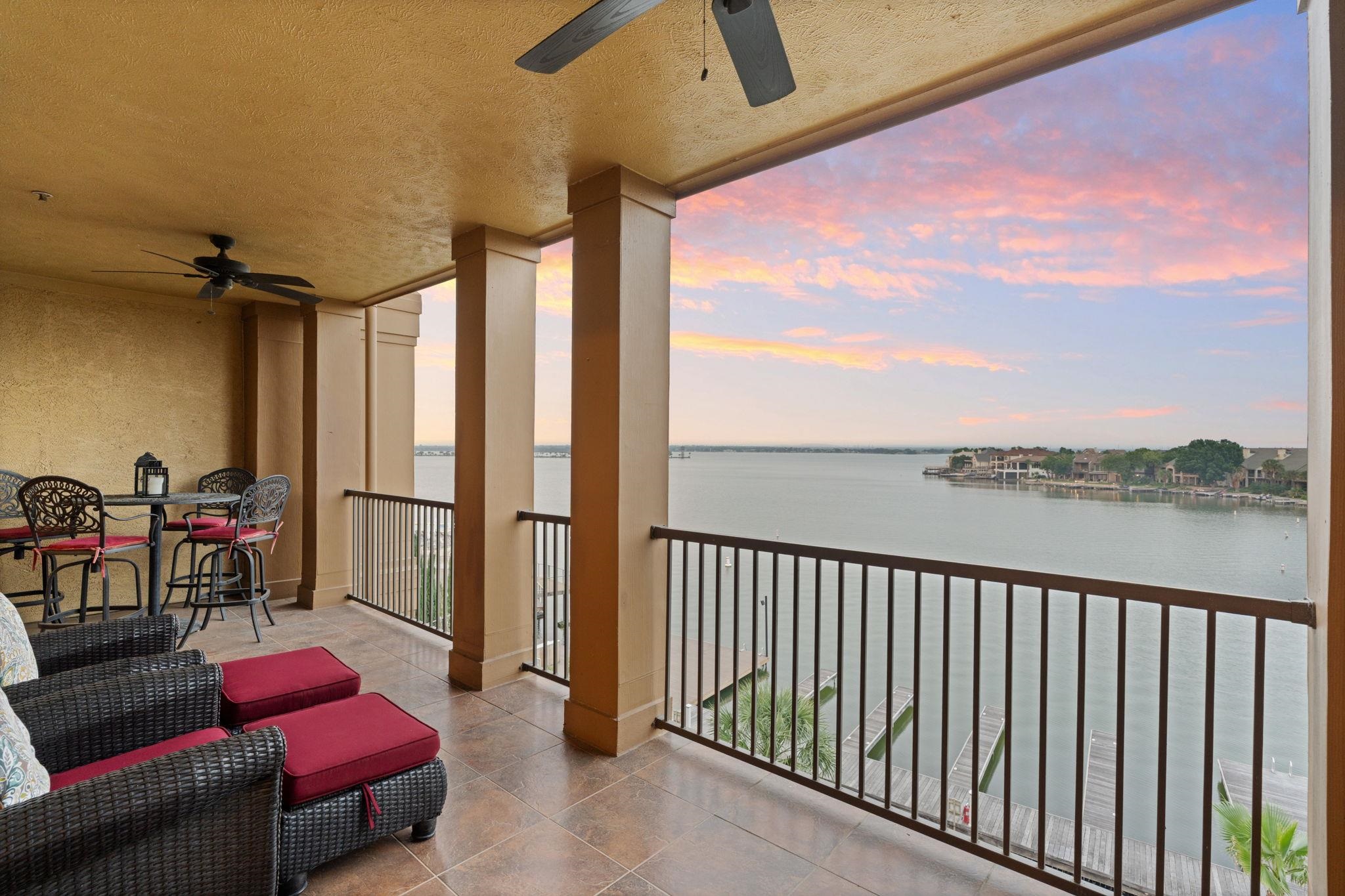 98 Island Dr