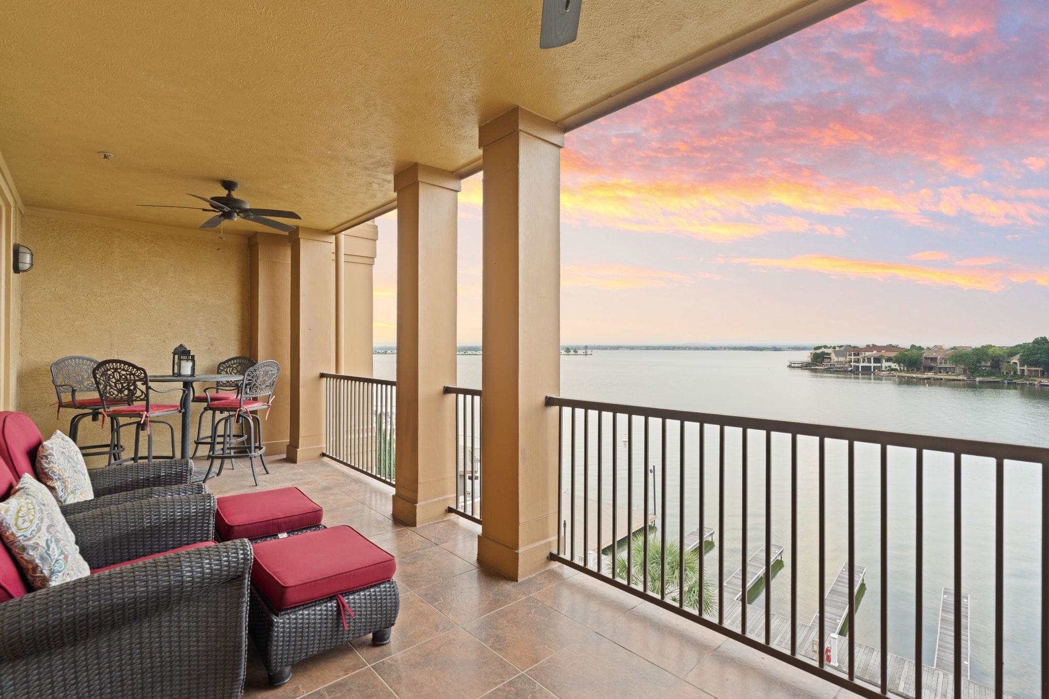 98 Island Dr