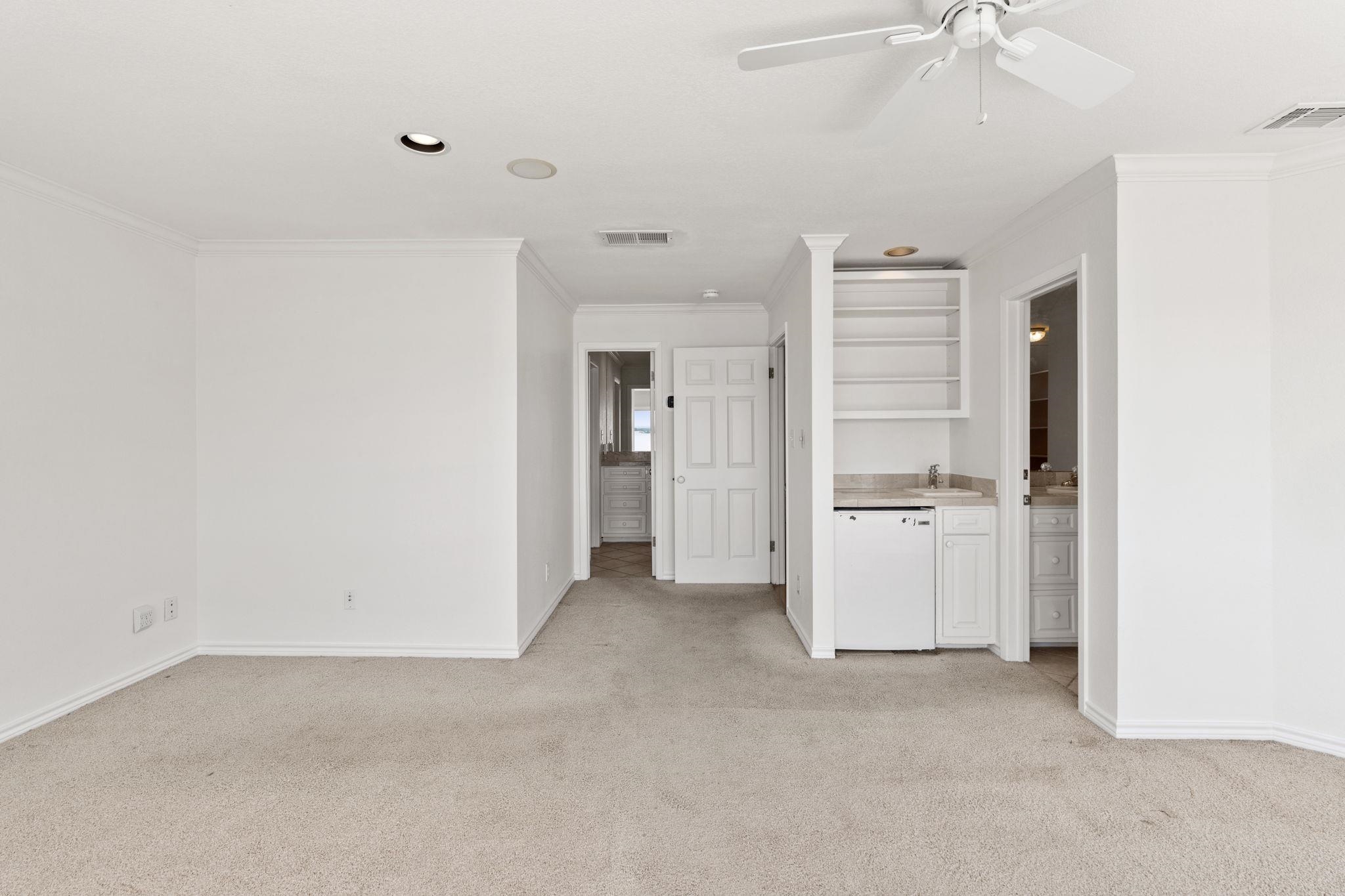 625 Horseshoe Bay North Boulevard