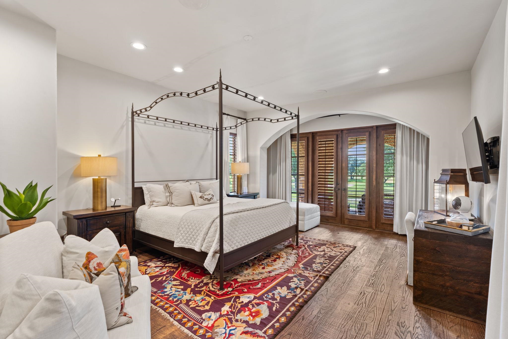 305 La Serena Loop