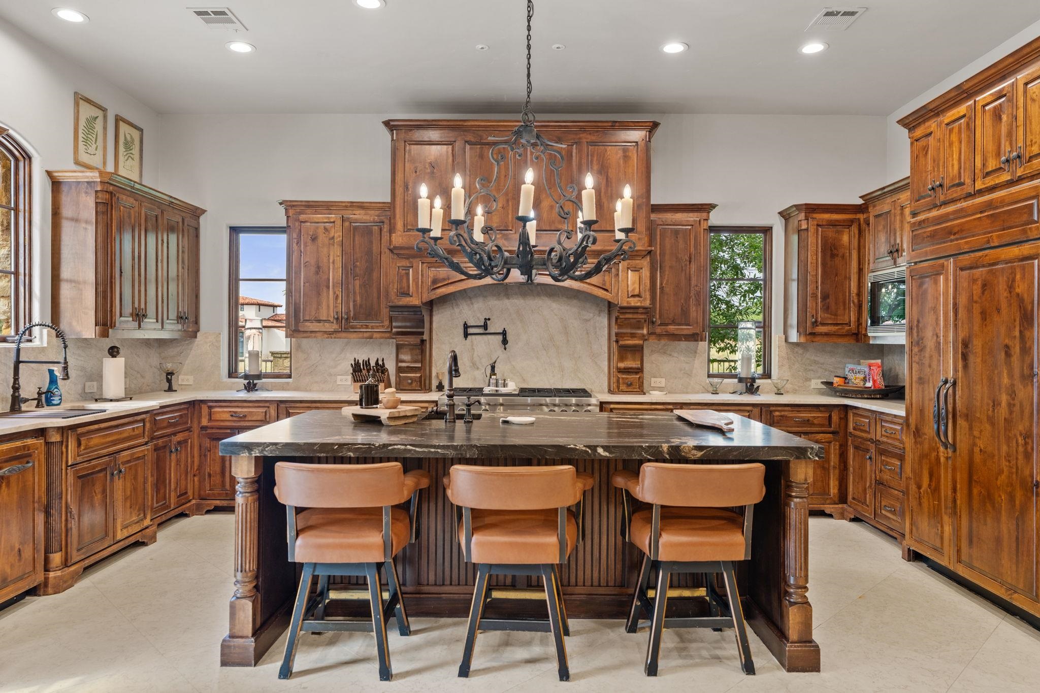 305 La Serena Loop