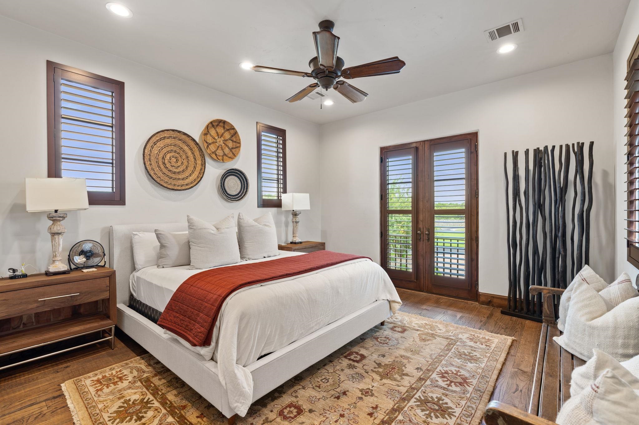 305 La Serena Loop
