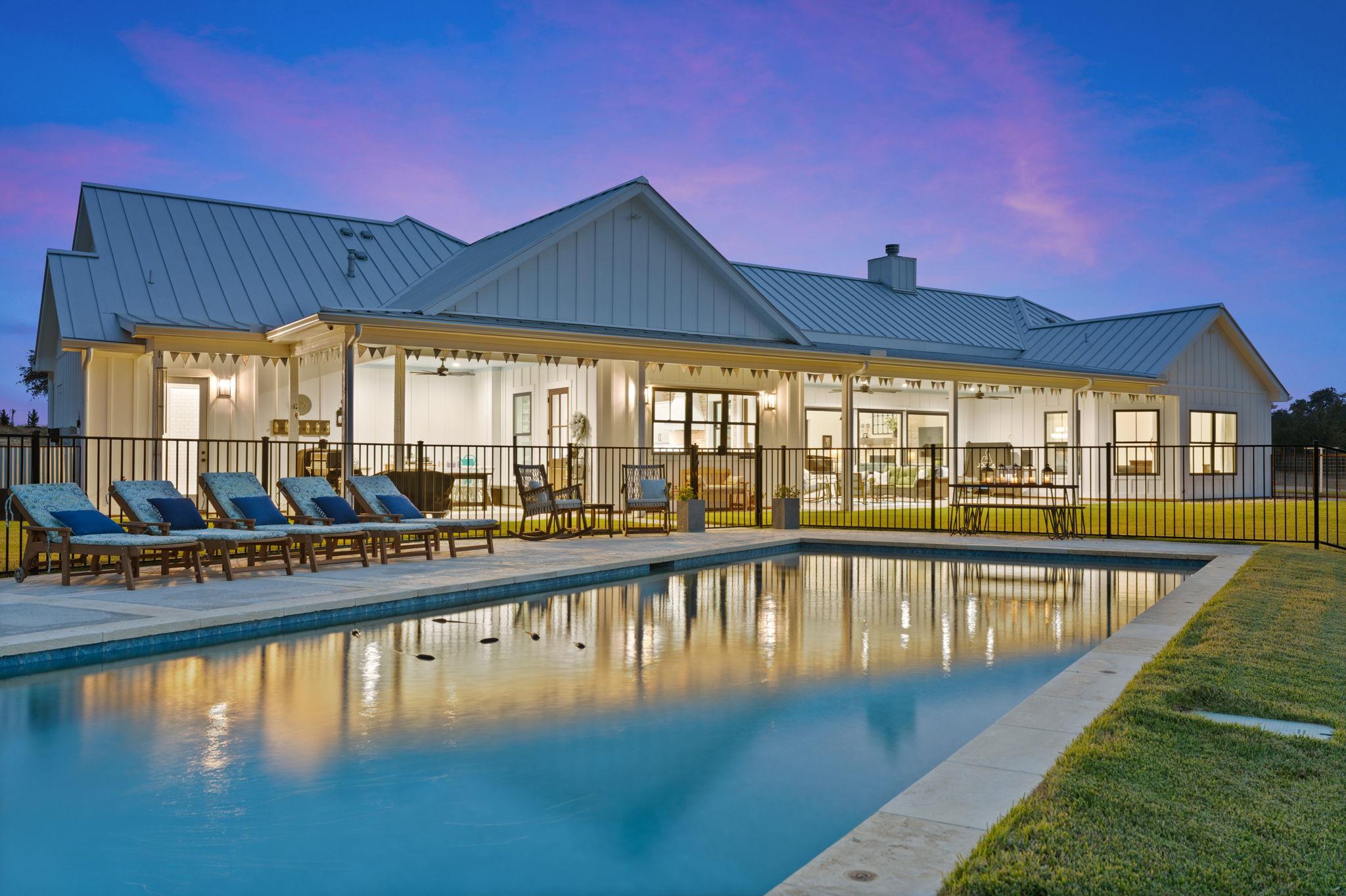 452 Southwick Ranch RD