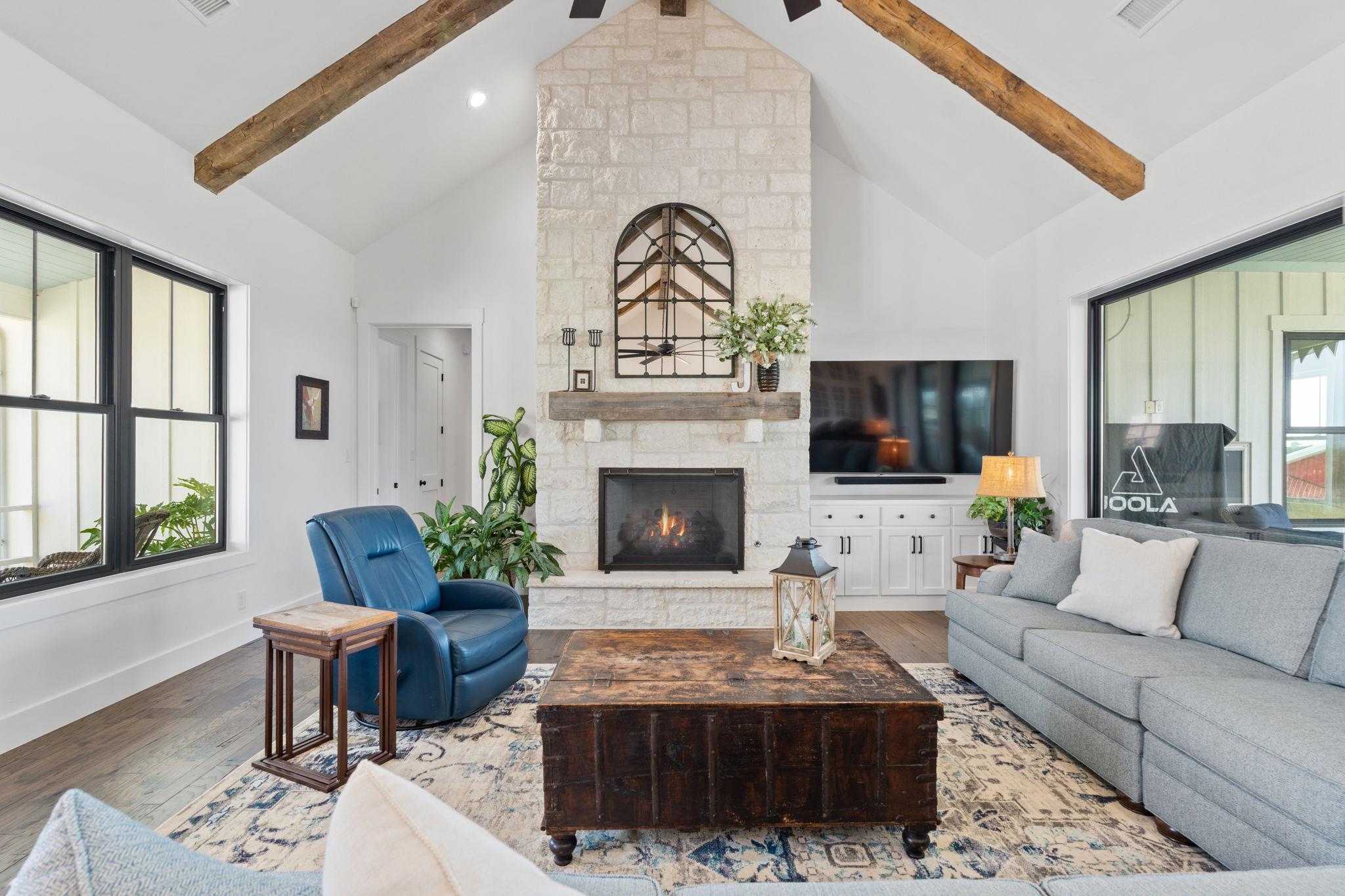 452 Southwick Ranch RD