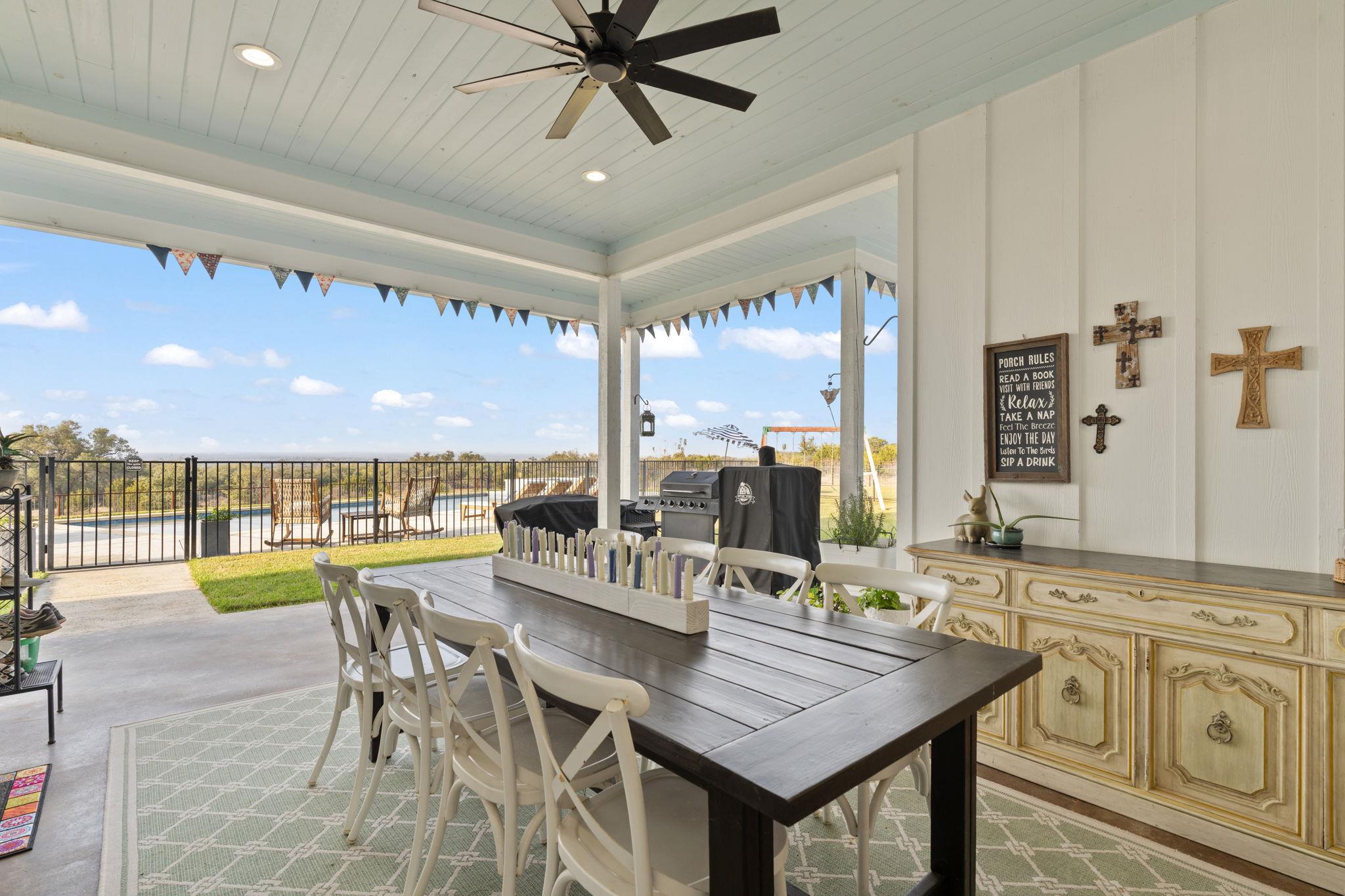 452 Southwick Ranch RD