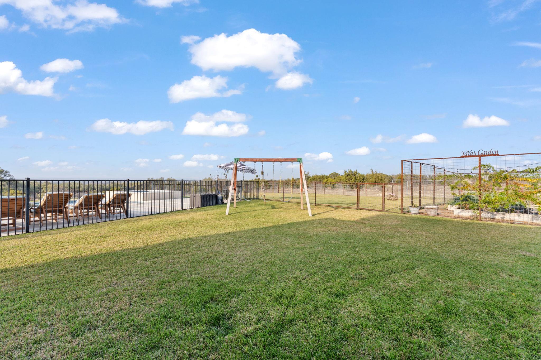 452 Southwick Ranch RD