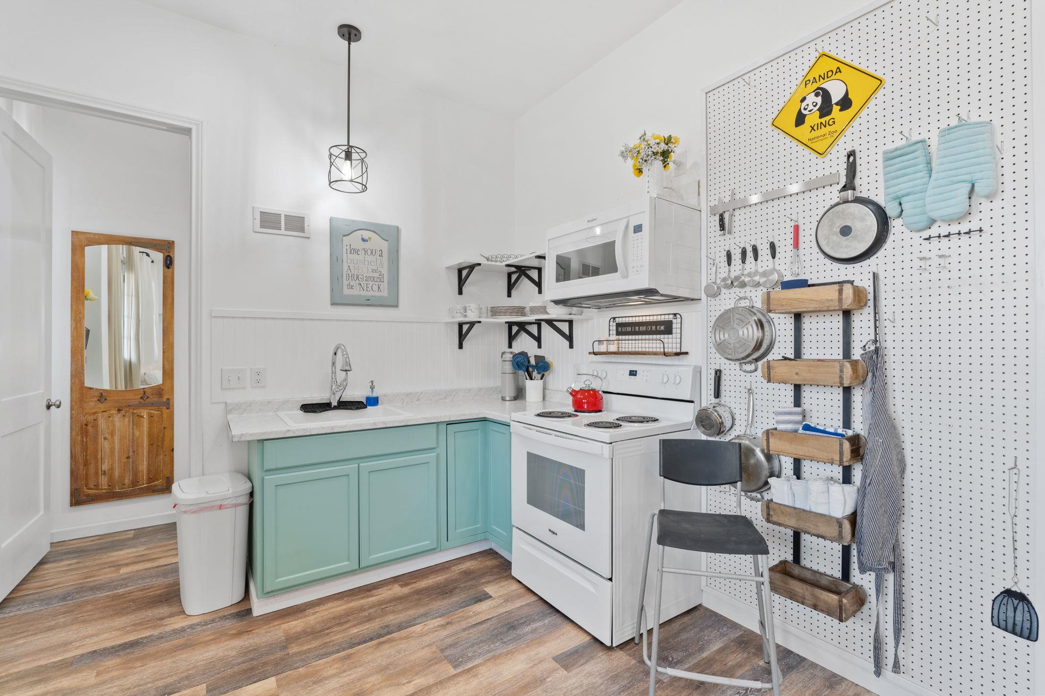 452 Southwick Ranch RD