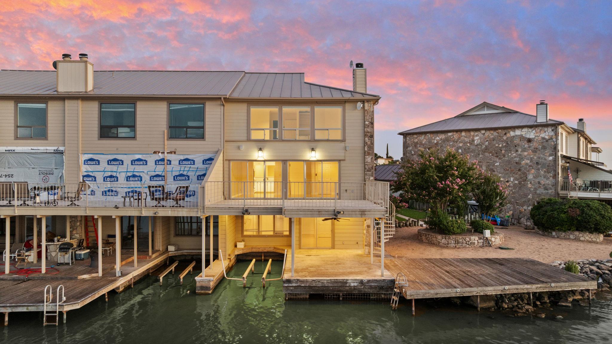 625 Horseshoe Bay BLVD
