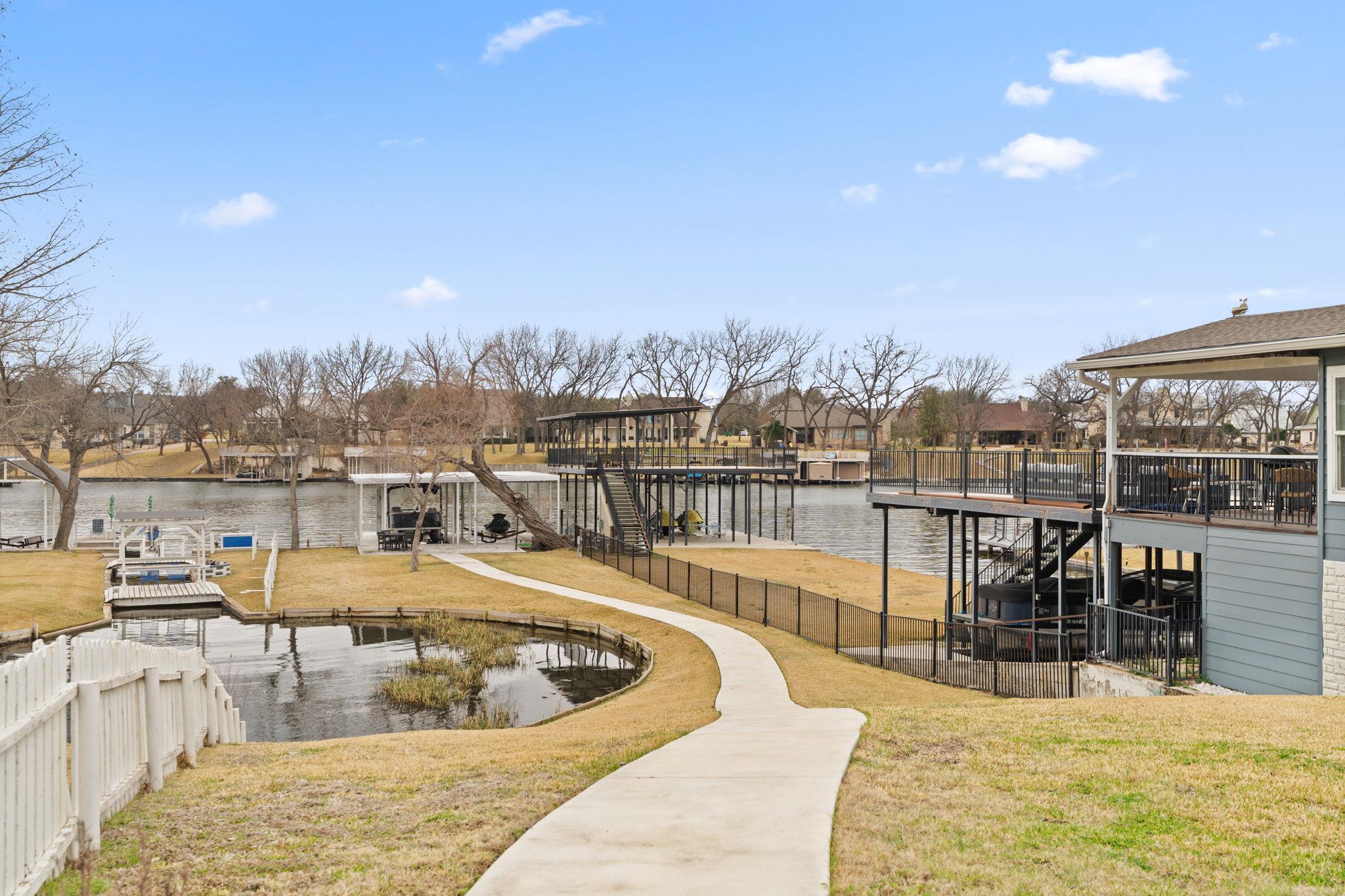 2028 Williams Lakeshore