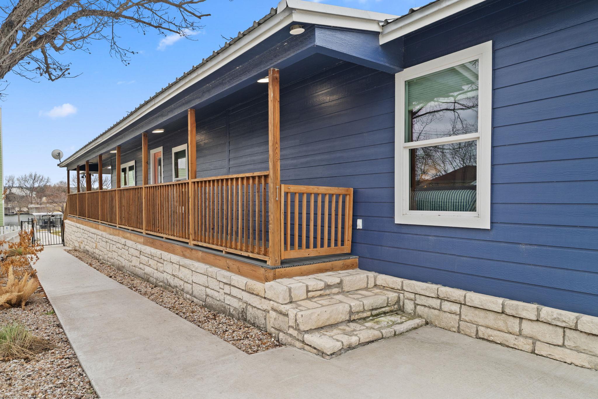 2028 Williams Lakeshore