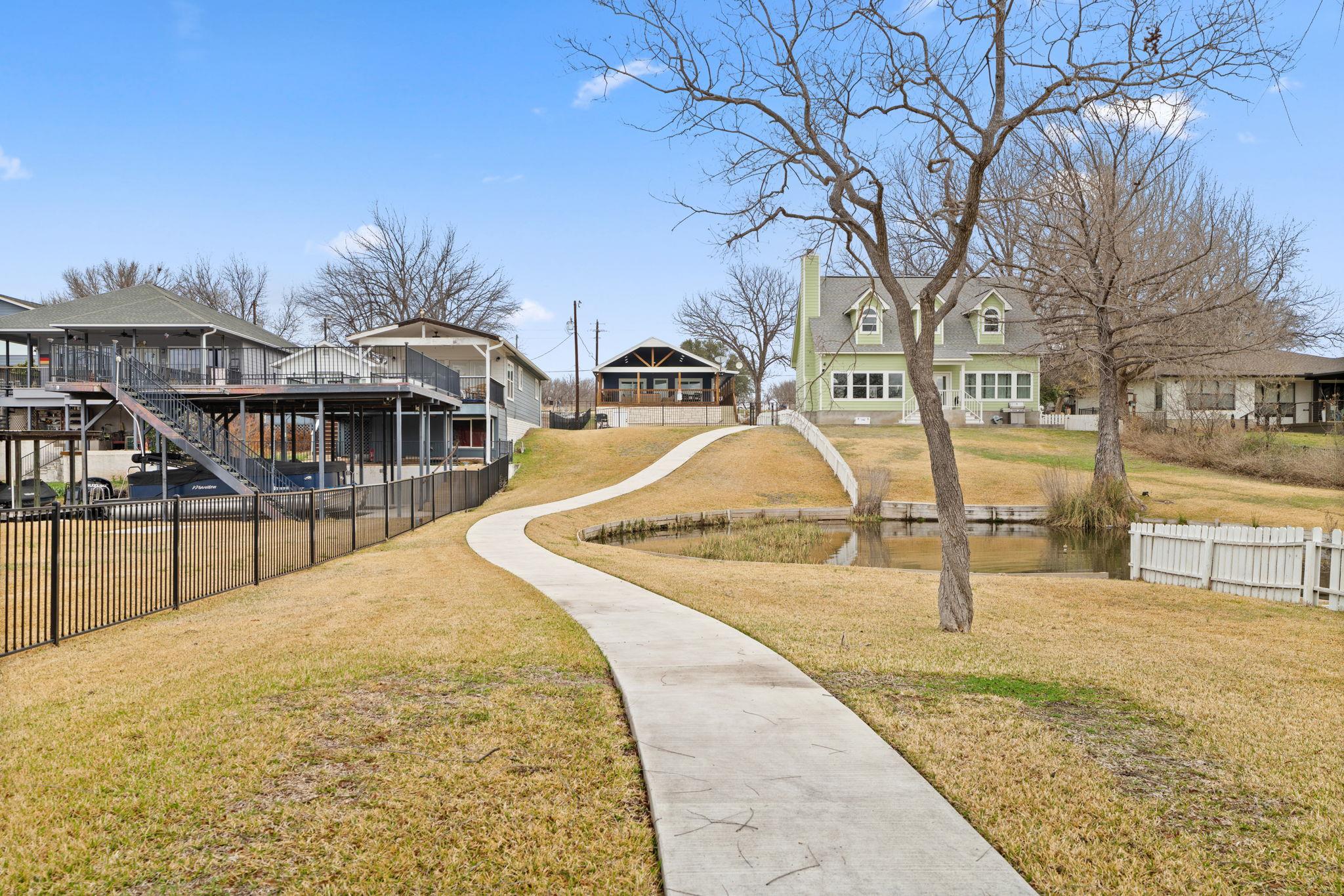 2028 Williams Lakeshore