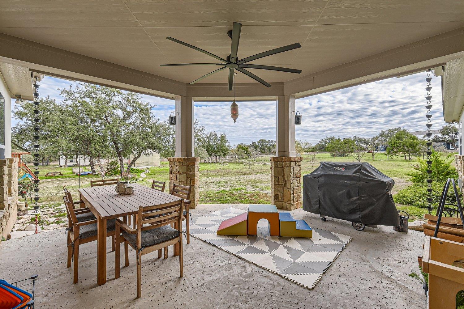 113 Vista View TRL