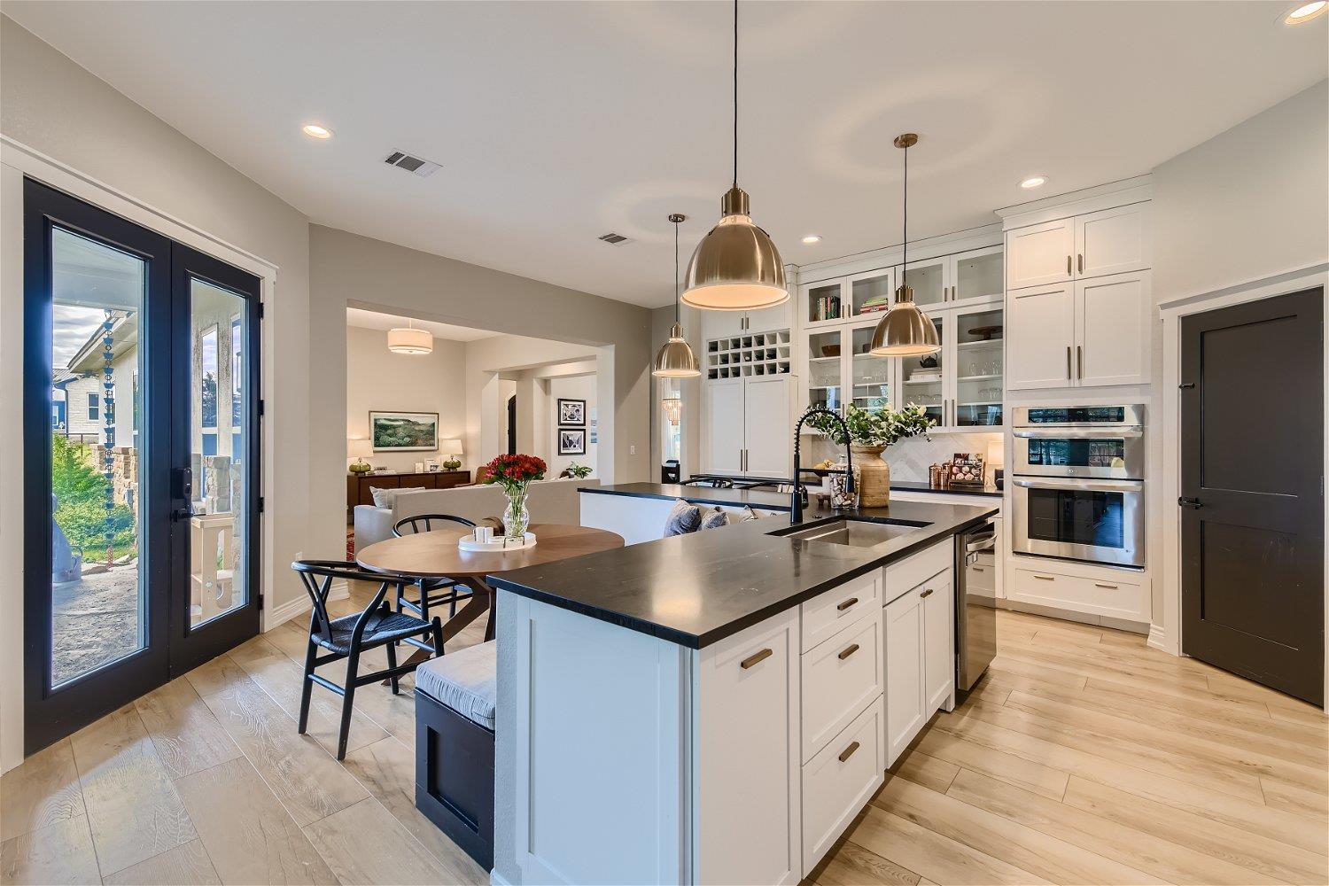 113 Vista View TRL