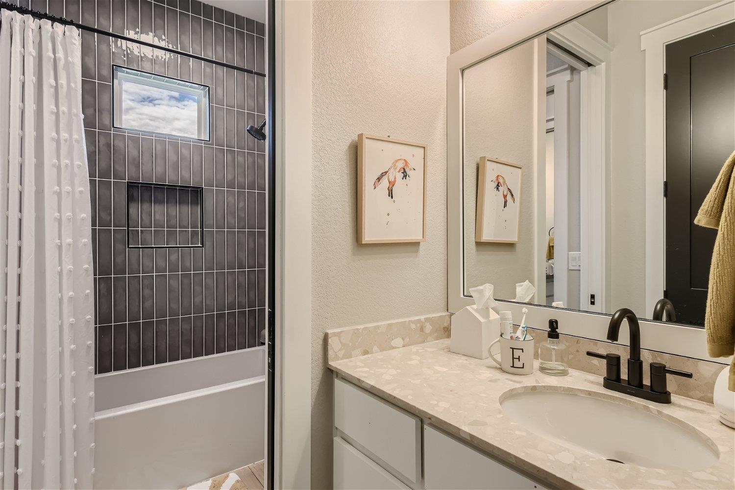 113 Vista View TRL