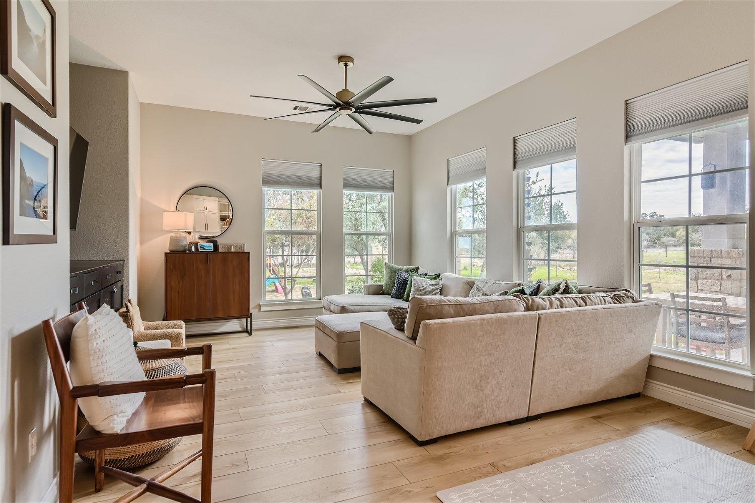 113 Vista View TRL