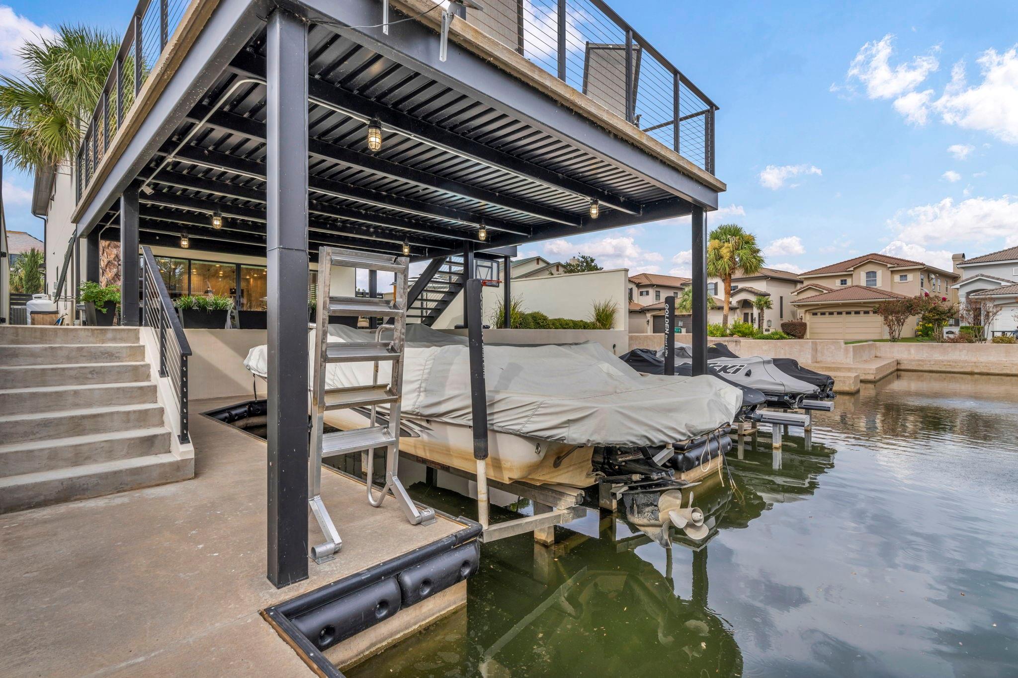 103 Cove East DR, Horseshoe Bay