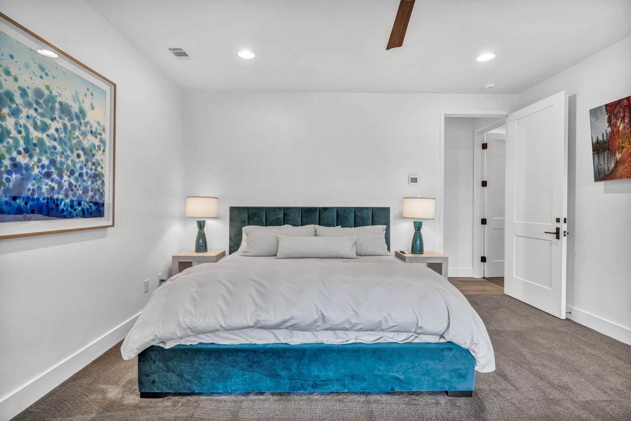 103 Cove East DR, Horseshoe Bay