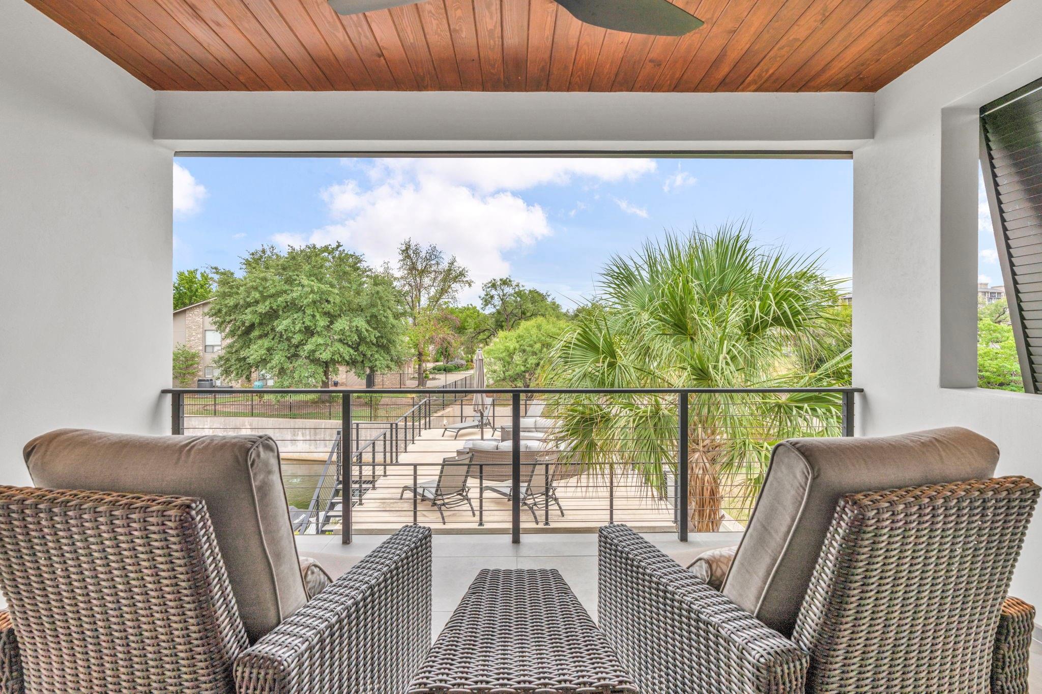 103 Cove East DR, Horseshoe Bay