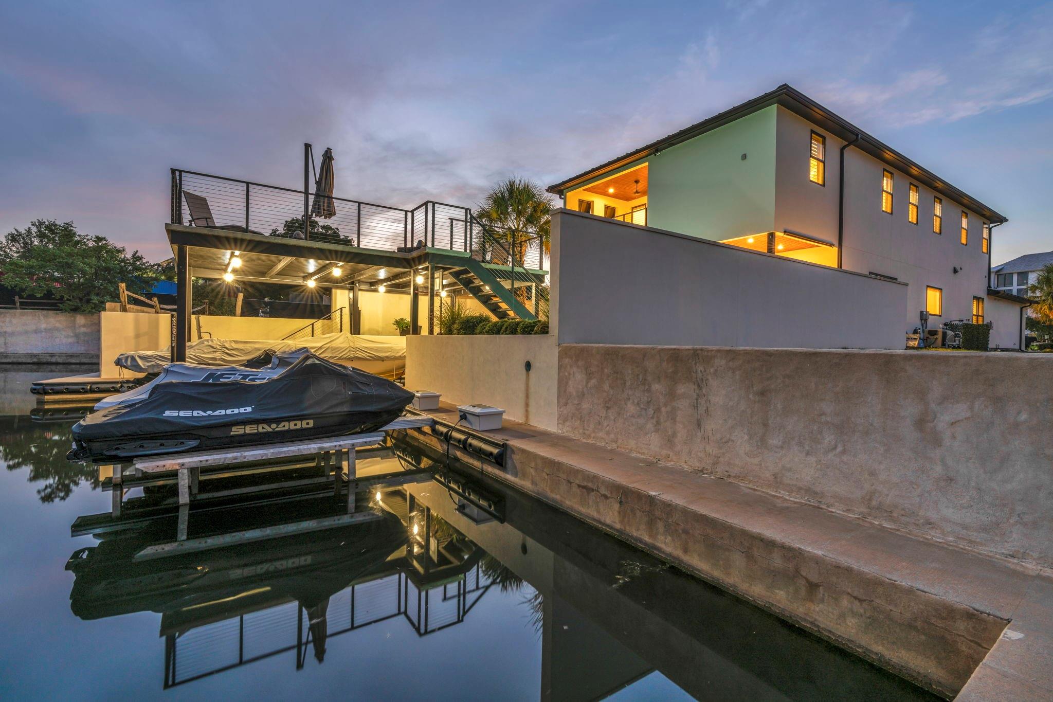 103 Cove East DR, Horseshoe Bay