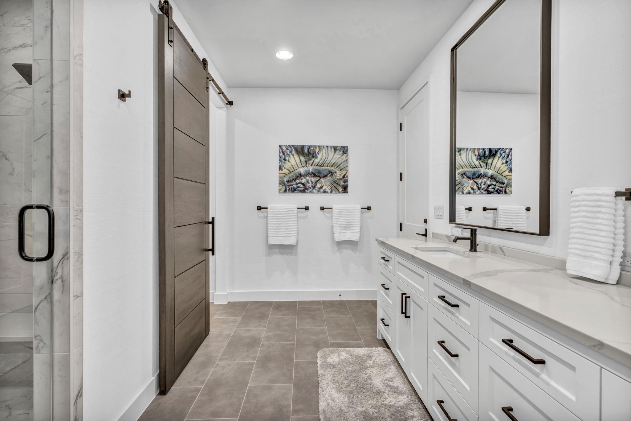 103 Cove East DR, Horseshoe Bay