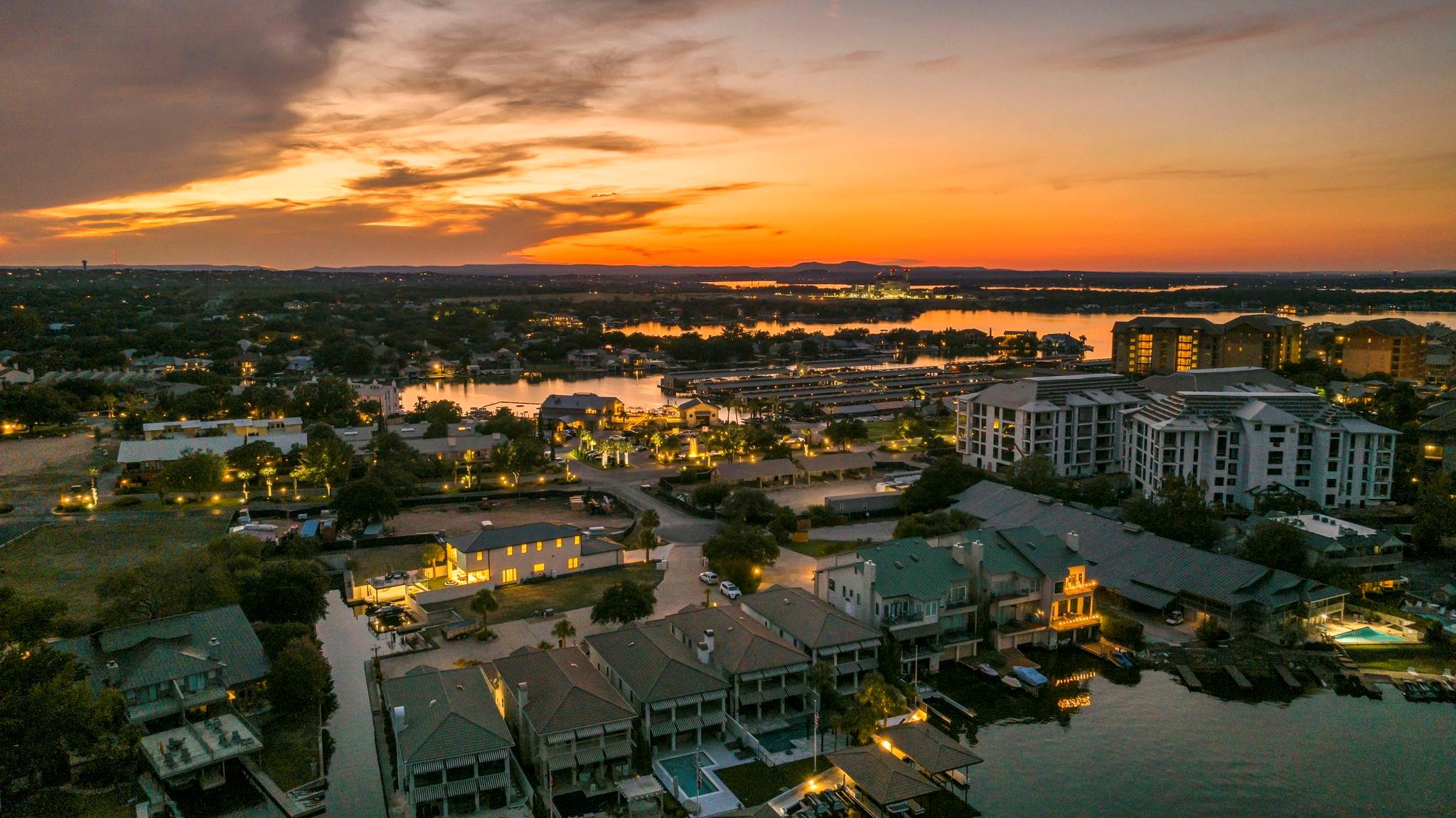 103 Cove East DR, Horseshoe Bay