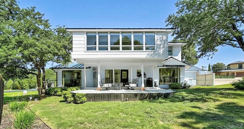 608 Sombrero DR