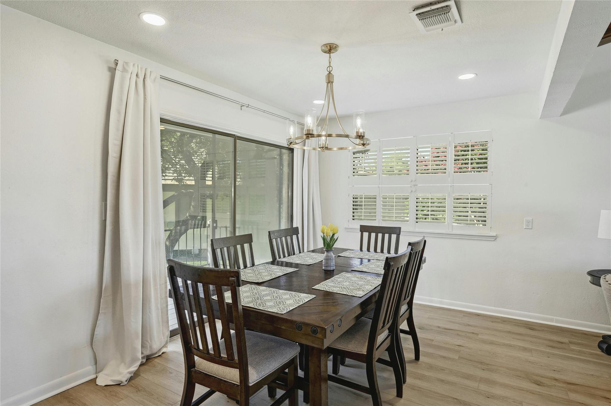 608 Sombrero DR