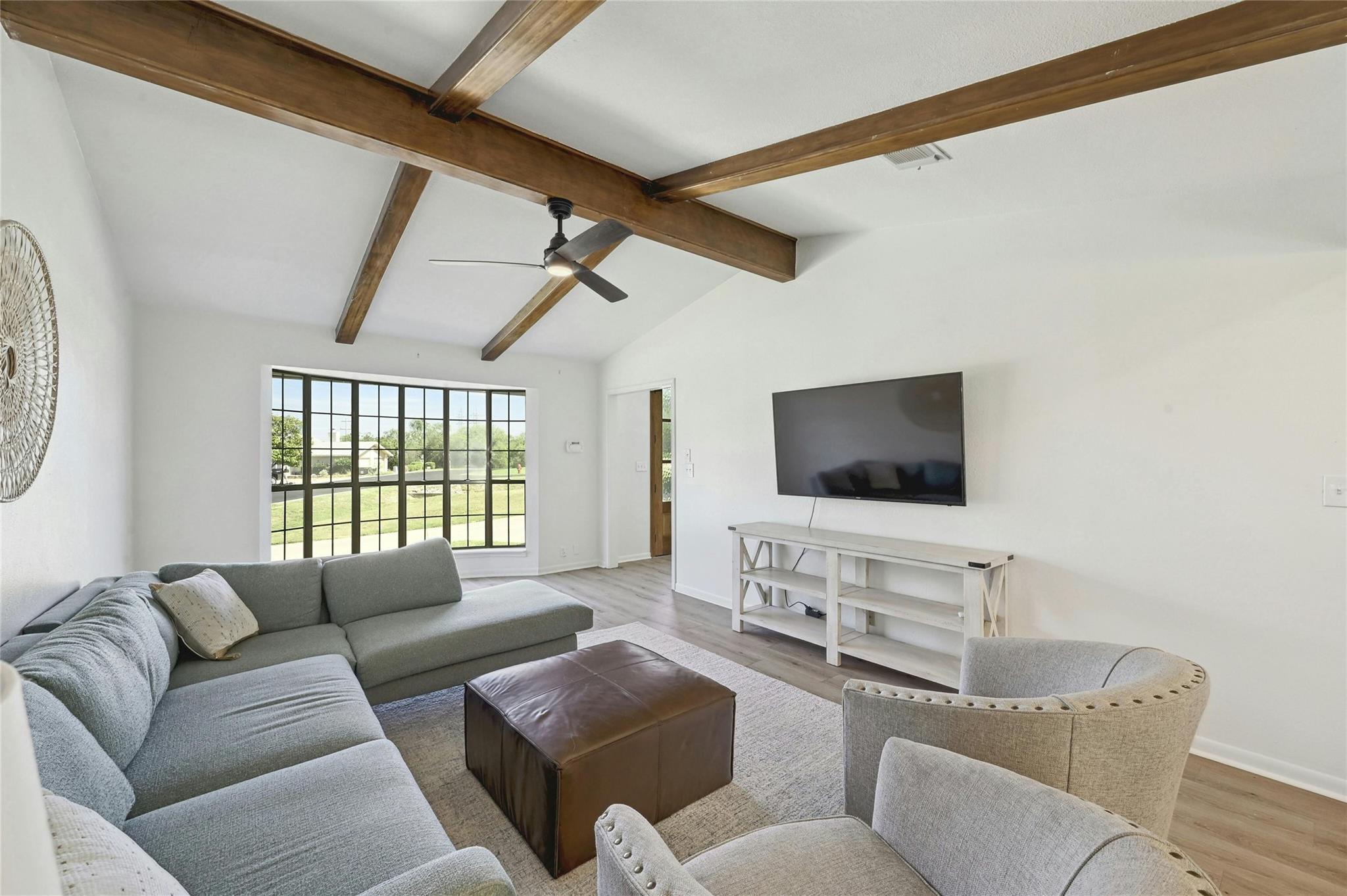 608 Sombrero DR