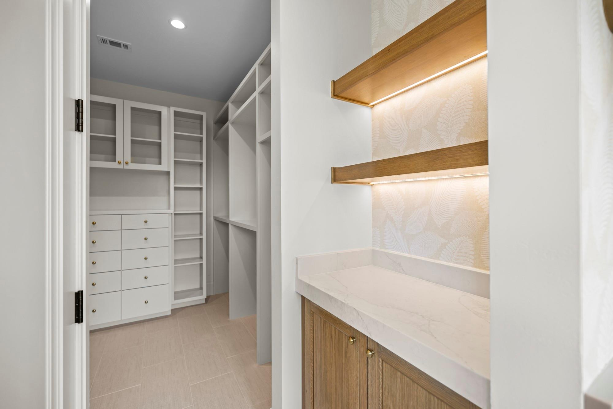 701 Hi Cir North # A