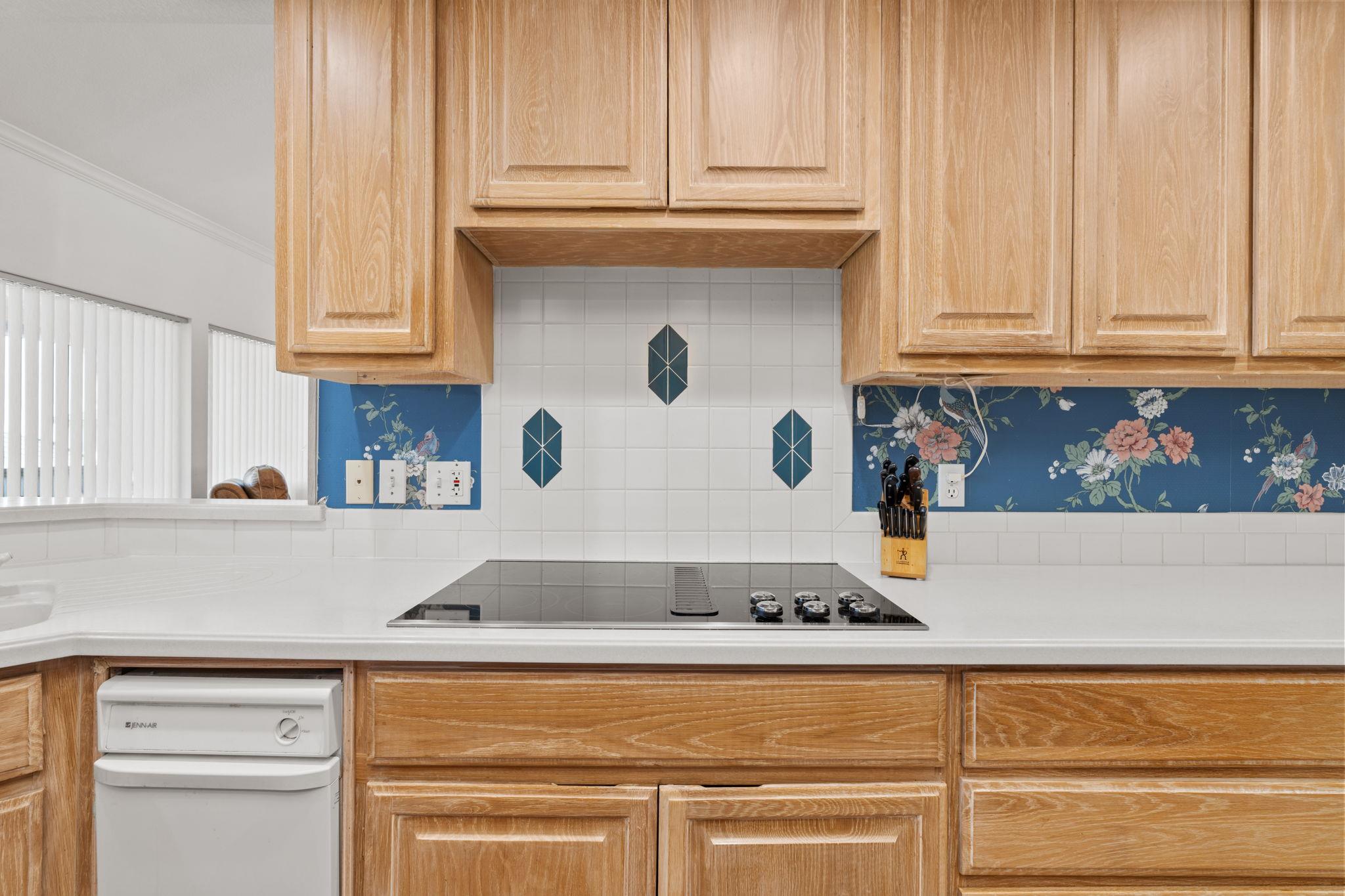 1310 Clayton Nolen DR