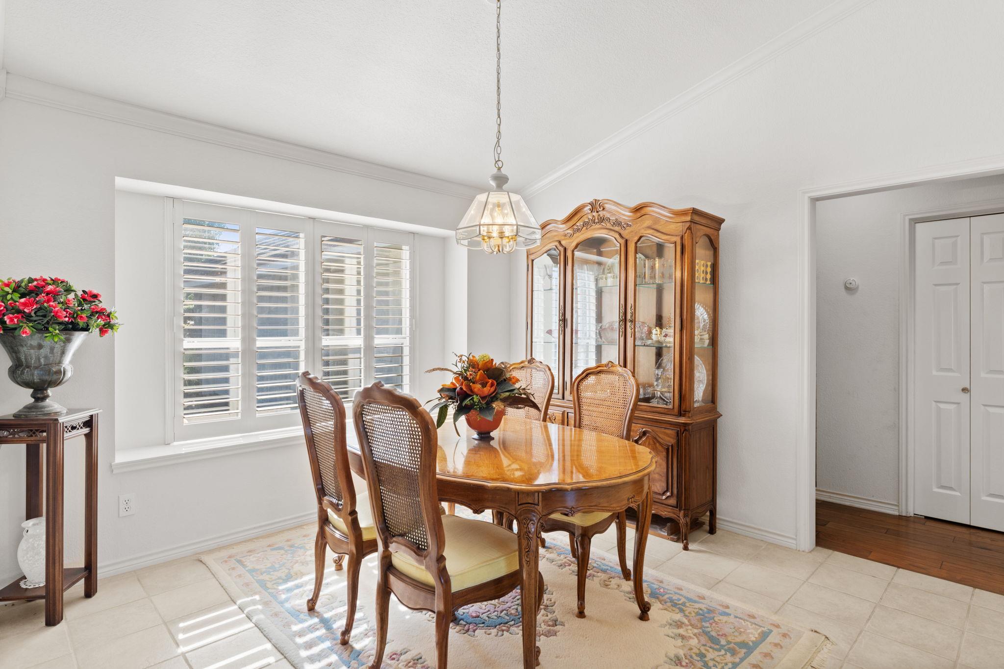 1310 Clayton Nolen DR