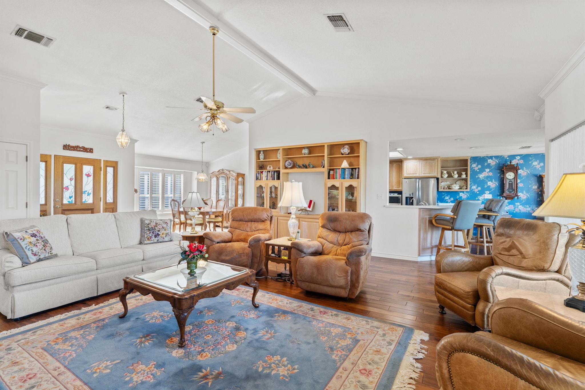 1310 Clayton Nolen DR