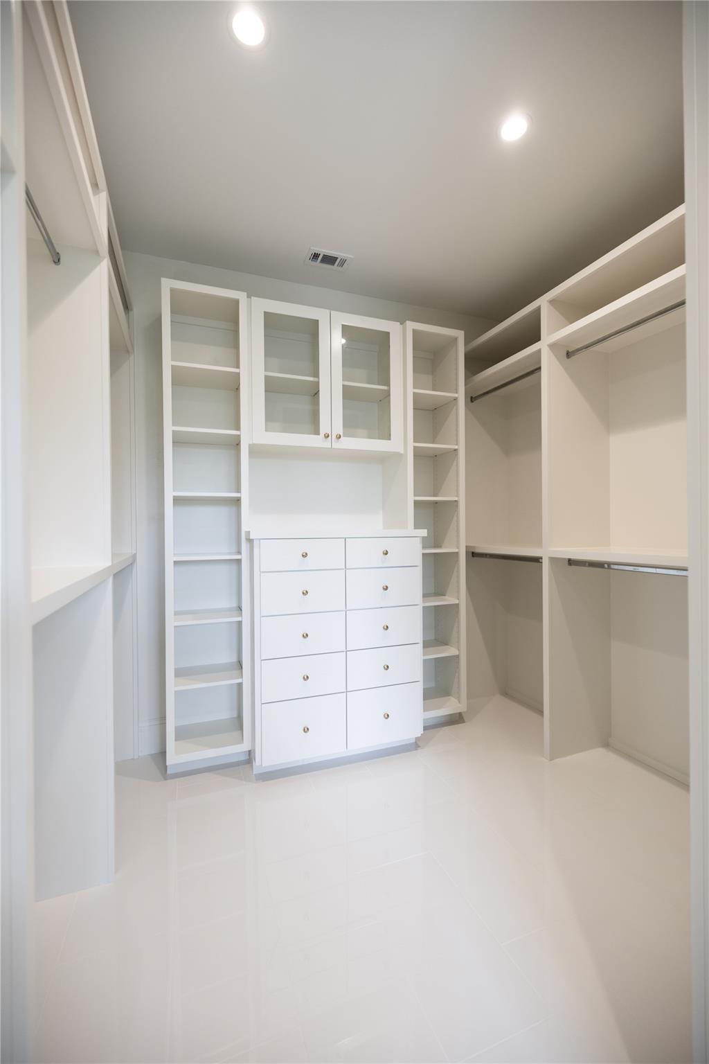 701 Hi Circle North DR # B