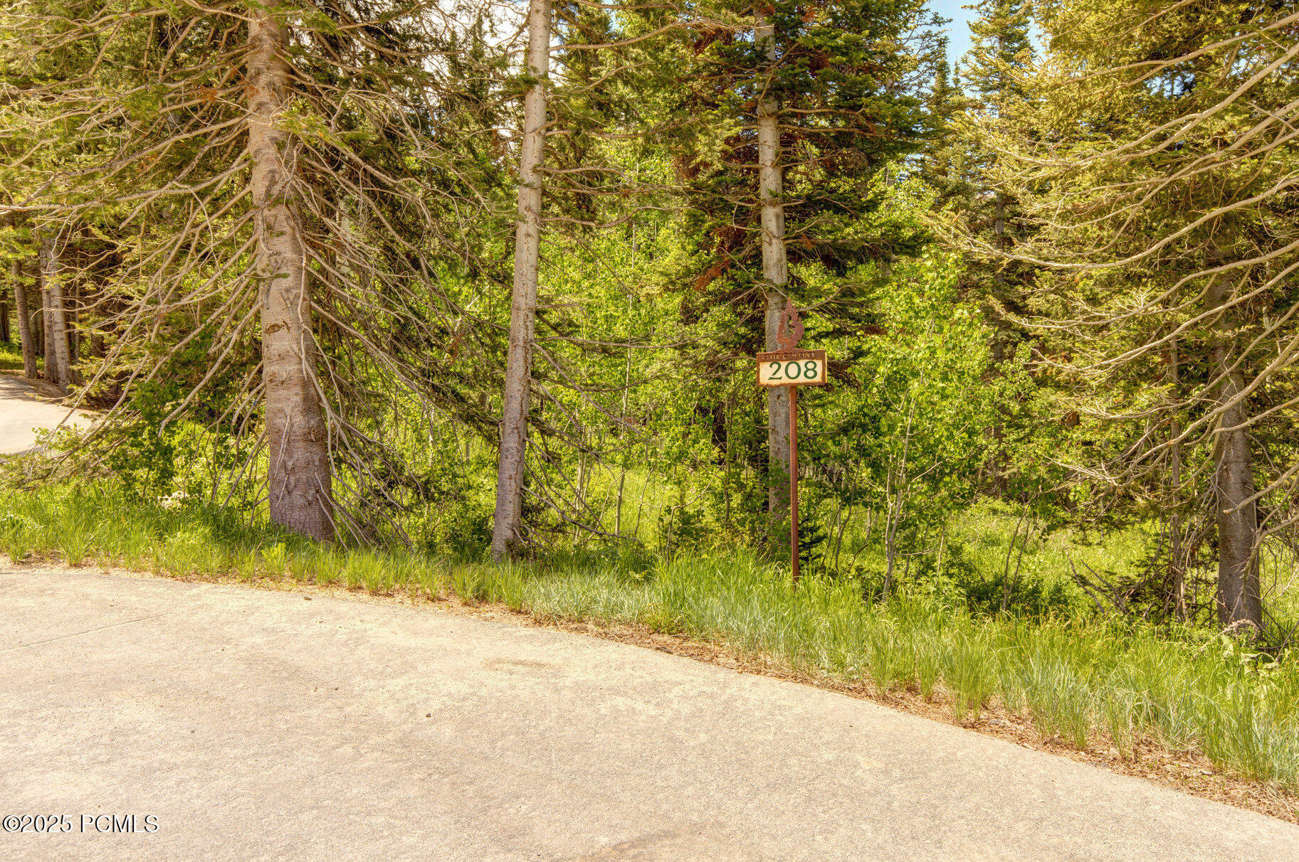 208 White Pine Canyon Road