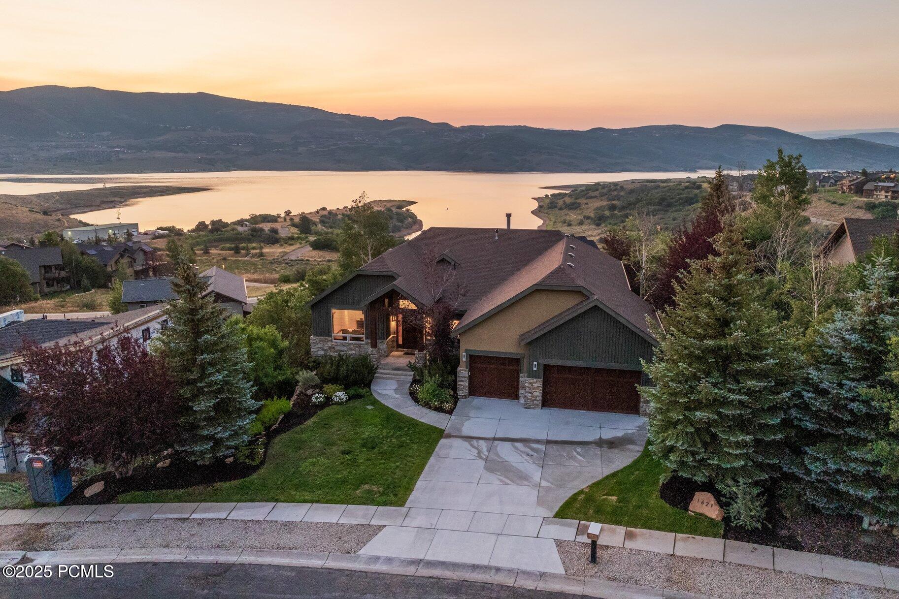 1629 W Alpine Avenue