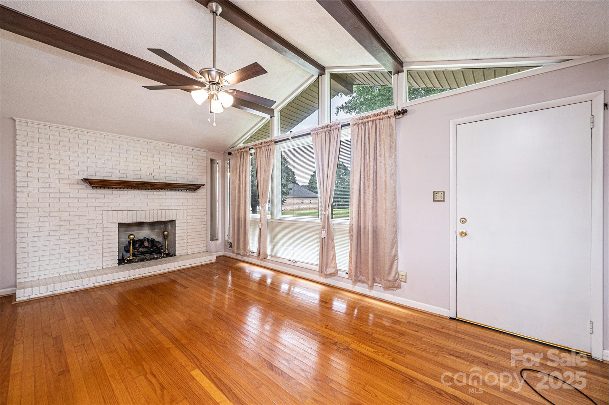 2836 20th Street Lane NE