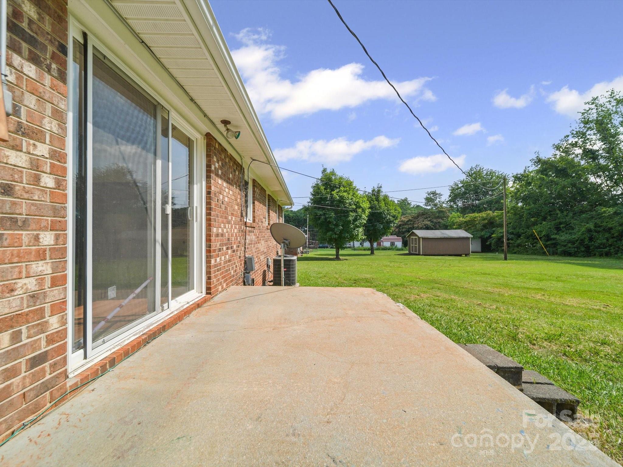 197 Horseshoe Loop