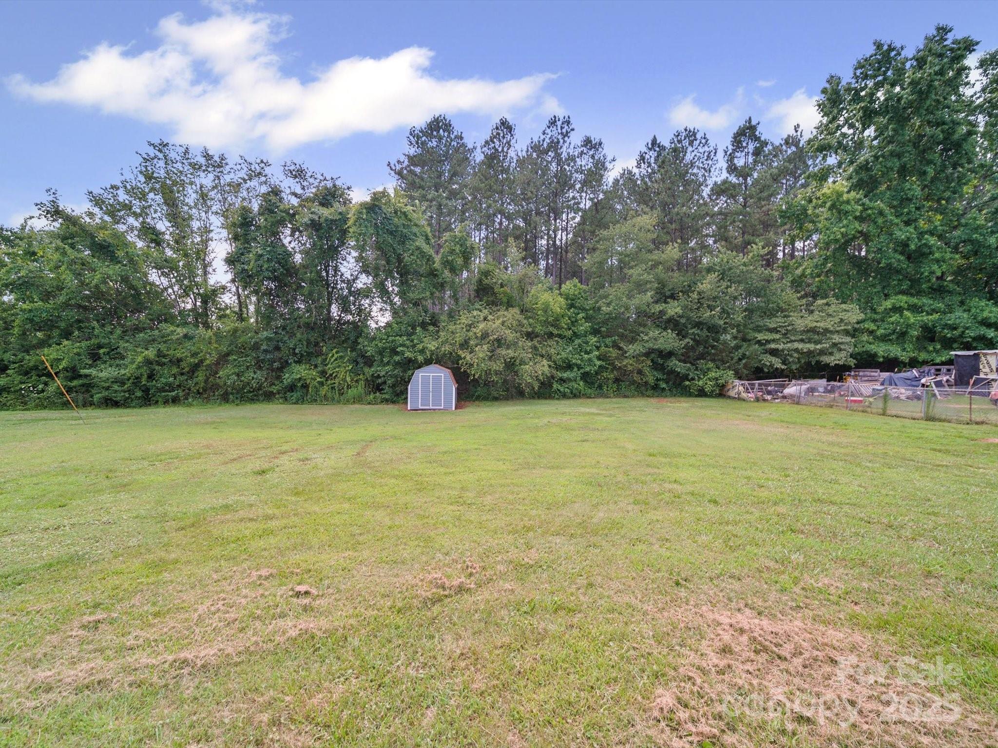 197 Horseshoe Loop