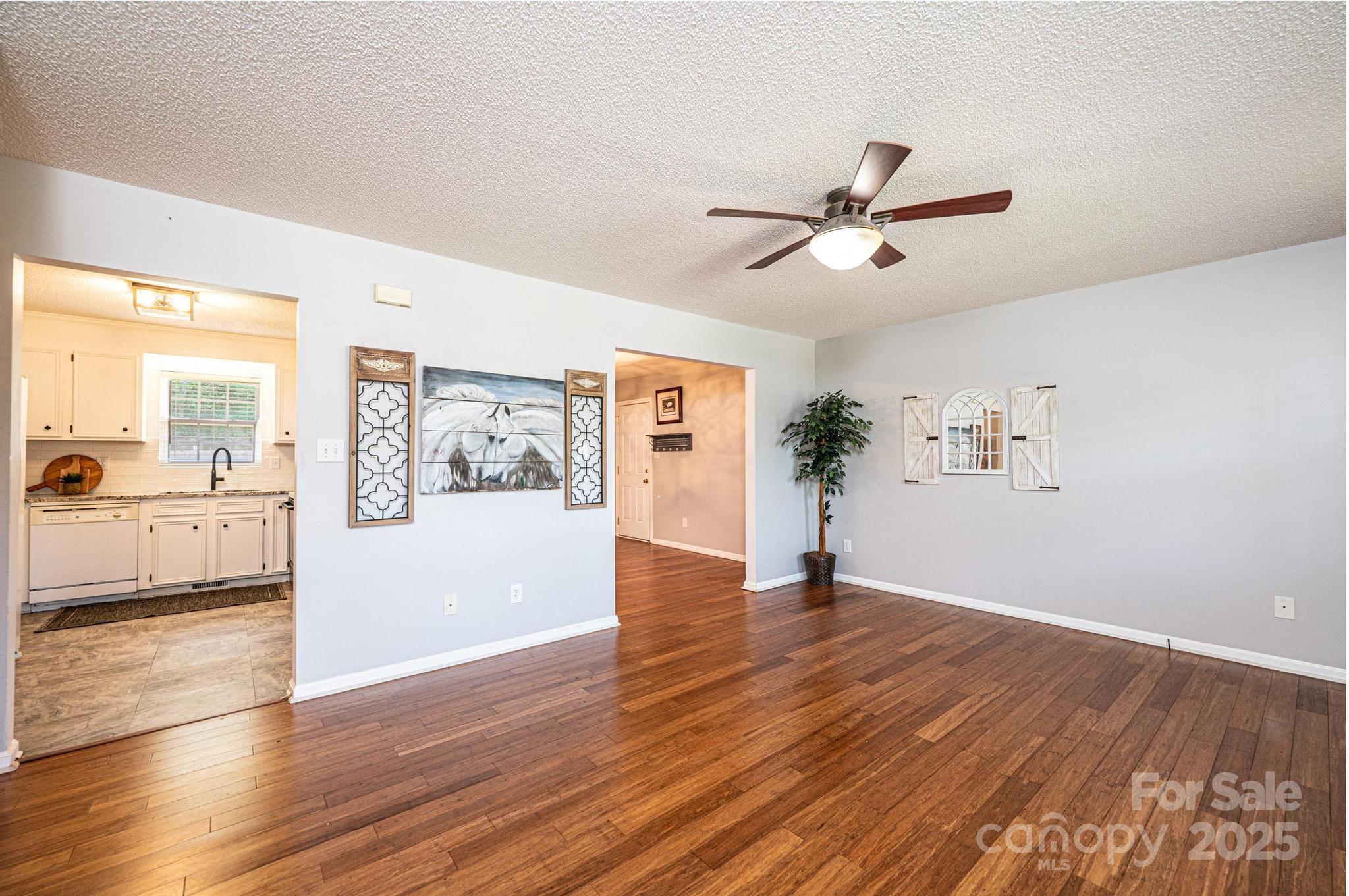 4128 River Run Circle