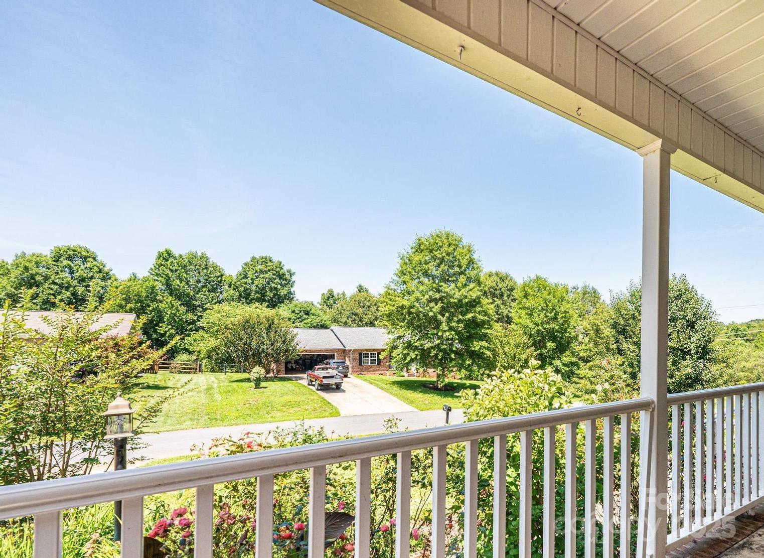 4128 River Run Circle