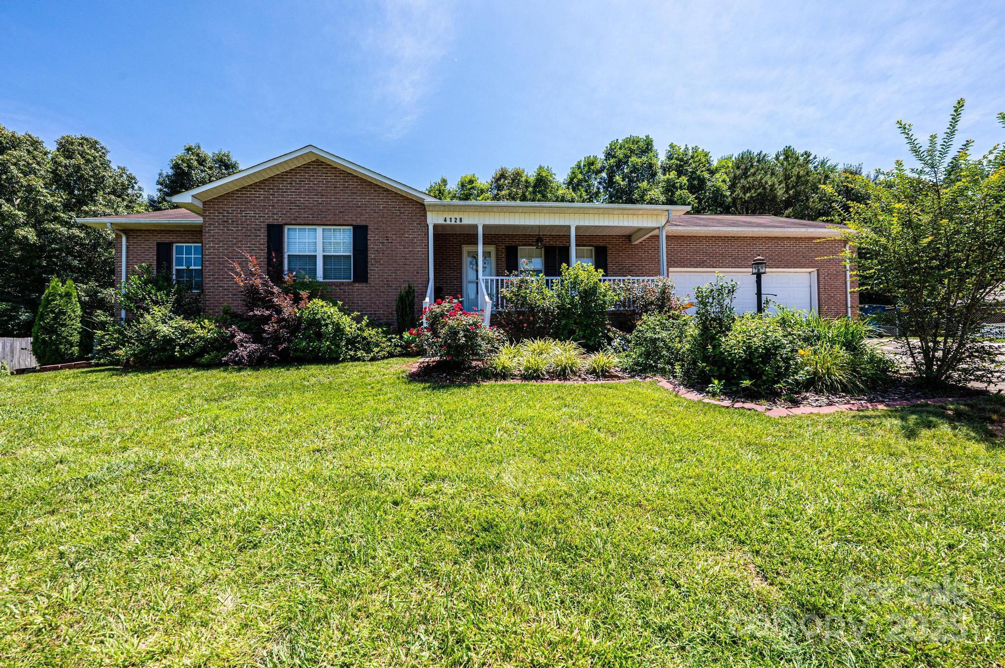 4128 River Run Circle