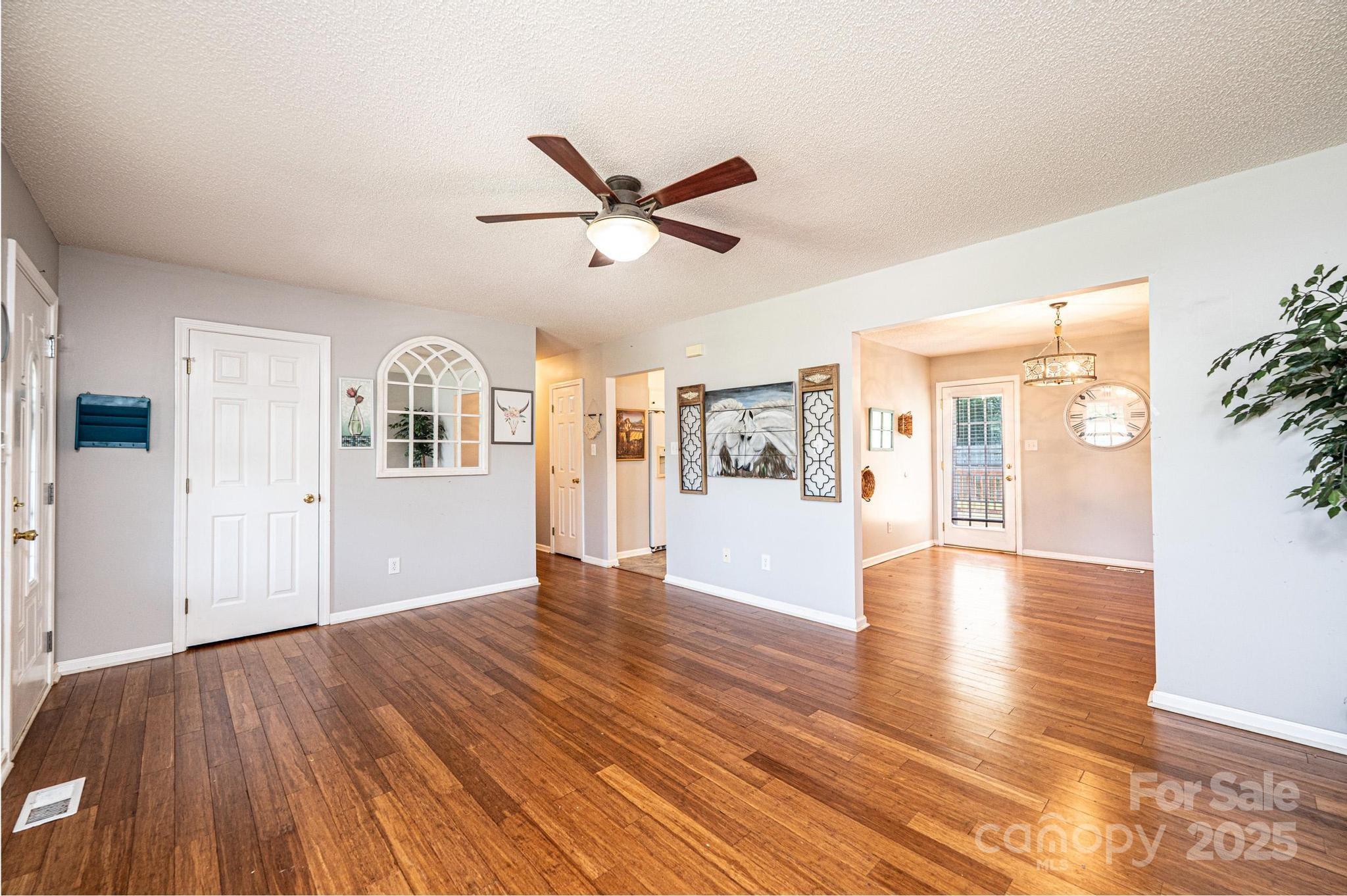 4128 River Run Circle