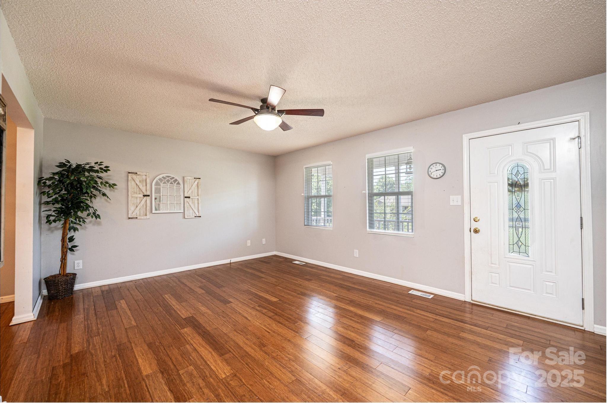 4128 River Run Circle